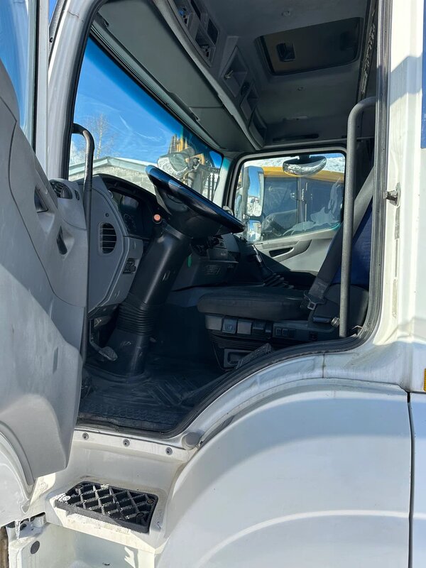 КамАЗ 65206 6x4 Седельный тягач — фото 6