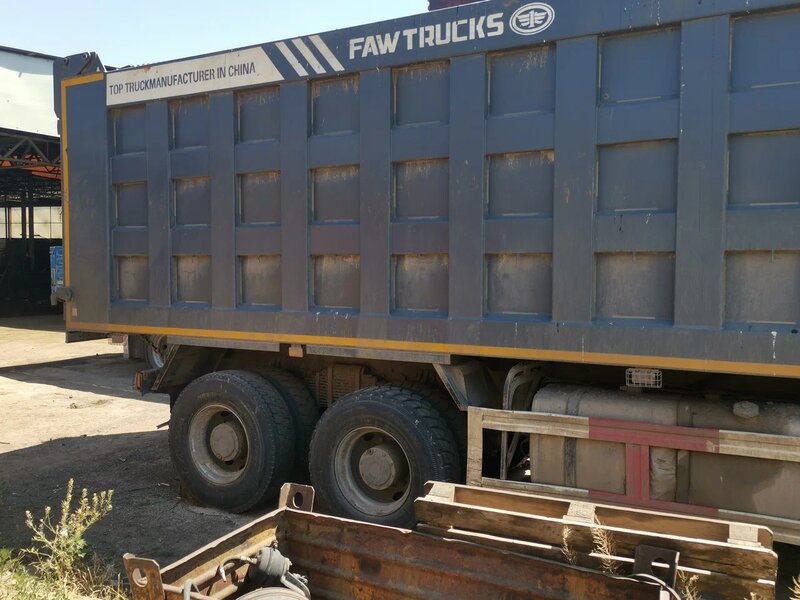 FAW J6 8x4 Самосвал — фото 5