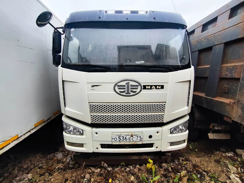 FAW J6 8x4 Самосвал — фото 1