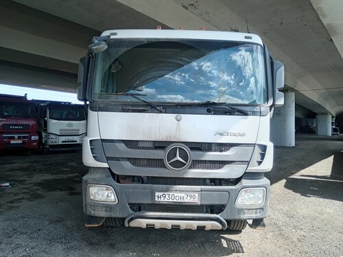 Mercedes-Benz Actros 6x4 Седельный тягач