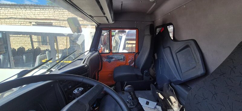 КамАЗ 6520 6x4 Самосвал — фото 12