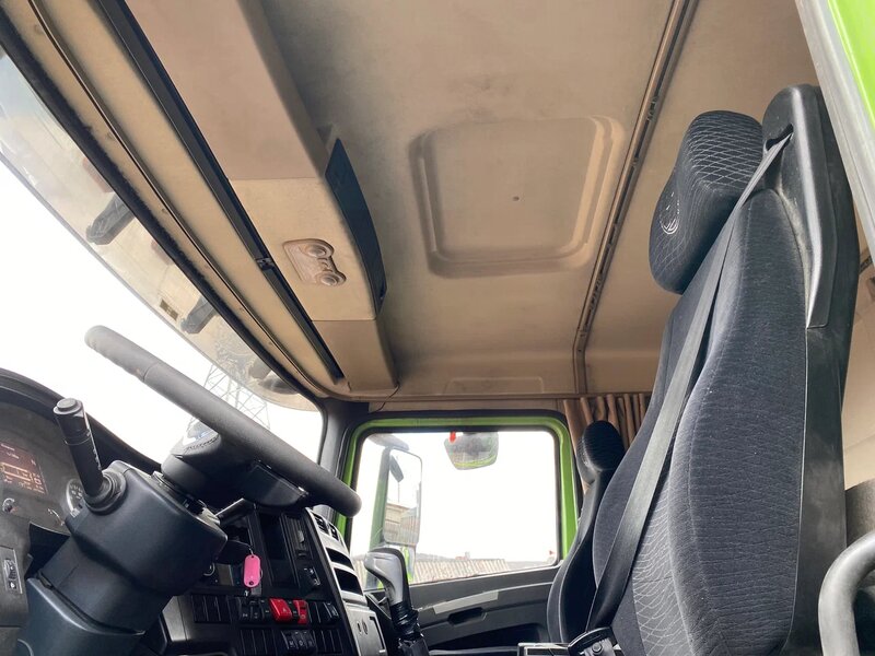 Shacman (Shaanxi) SX 8x4 Самосвал — фото 12