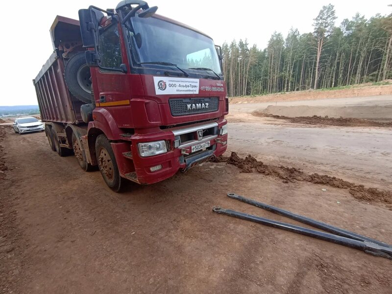 КамАЗ 65801 8x4 Самосвал — фото 7