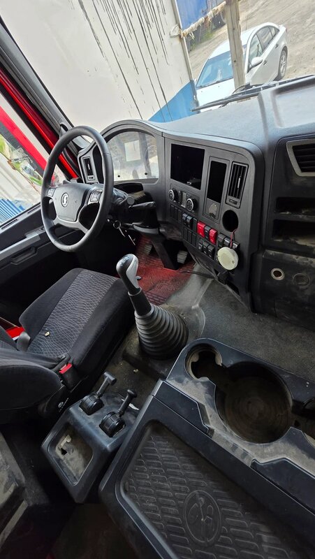 Shacman (Shaanxi) SX 6x6 Самосвал — фото 9
