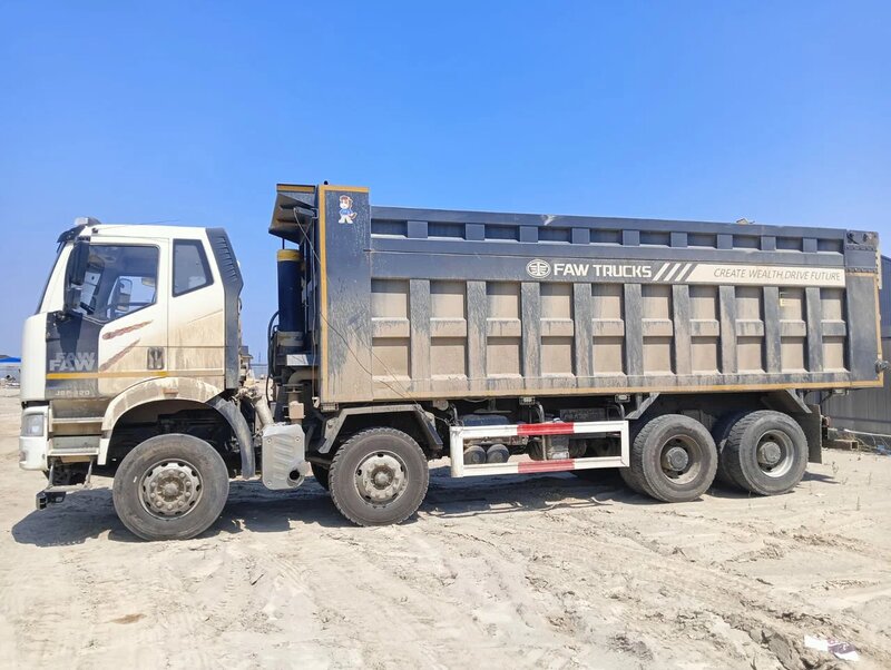 FAW CA 3310 8x4 Самосвал — фото 3