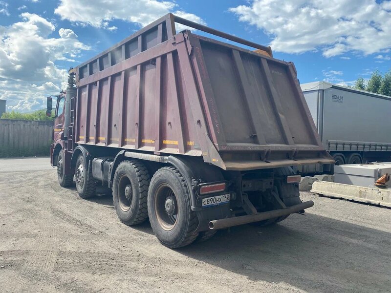 КамАЗ 65801 8x4 Самосвал — фото 3