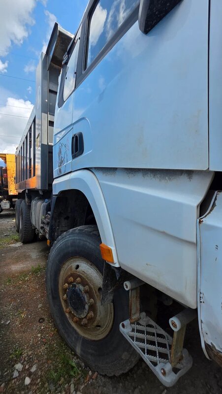 Shacman (Shaanxi) SX 6x6 Самосвал — фото 3