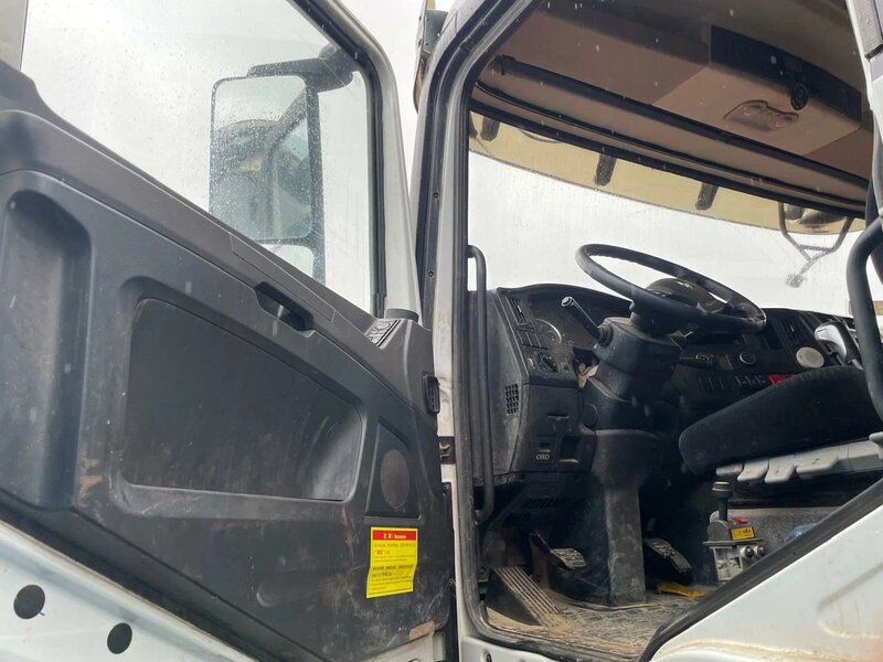 Shacman (Shaanxi) SX 6x6 Самосвал — фото 4