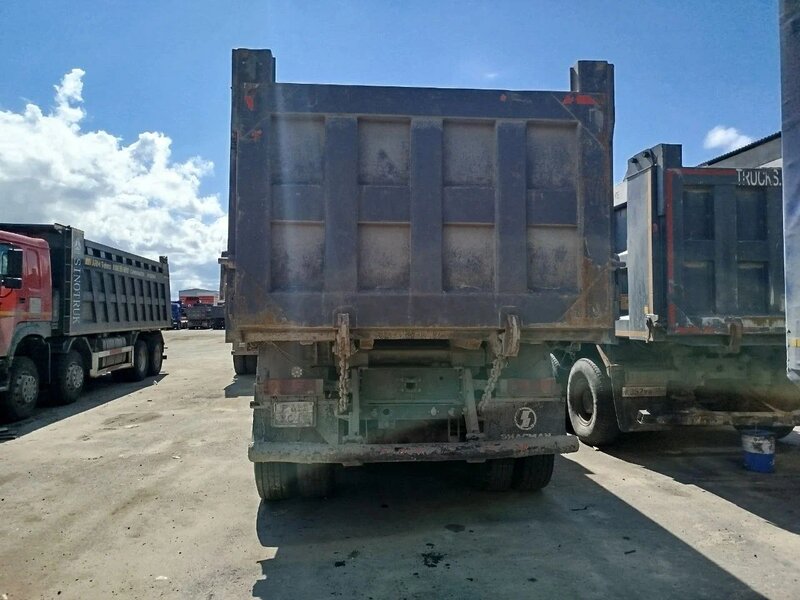 Shacman (Shaanxi) SX 6x6 Самосвал — фото 9