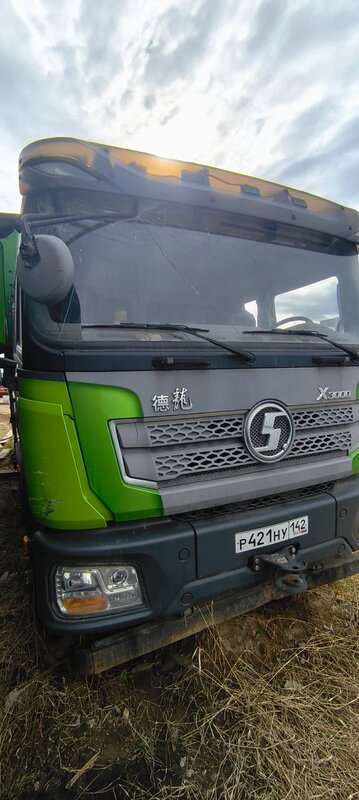 Shacman (Shaanxi) SX 8x4 Самосвал — фото 1