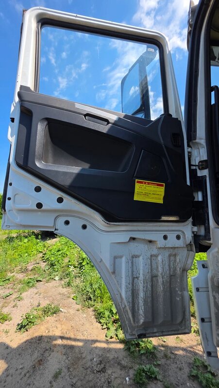 Shacman (Shaanxi) SX 6x6 Самосвал — фото 10