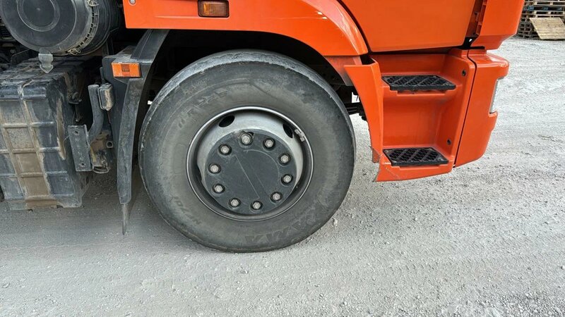 ЭНЕРГОТЕХПРОМ-ИНВЕСТ 6535 на шасси КамАЗ 65115 6x4 Зерновоз — фото 4