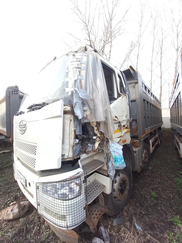 FAW J6 8x4 Самосвал — фото 3