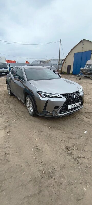 Lexus UX200 — фото 2