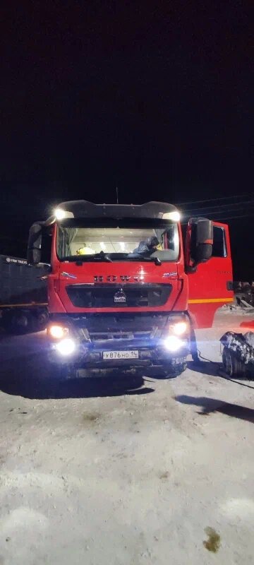 Howo T5G 8x4 Самосвал — фото 1