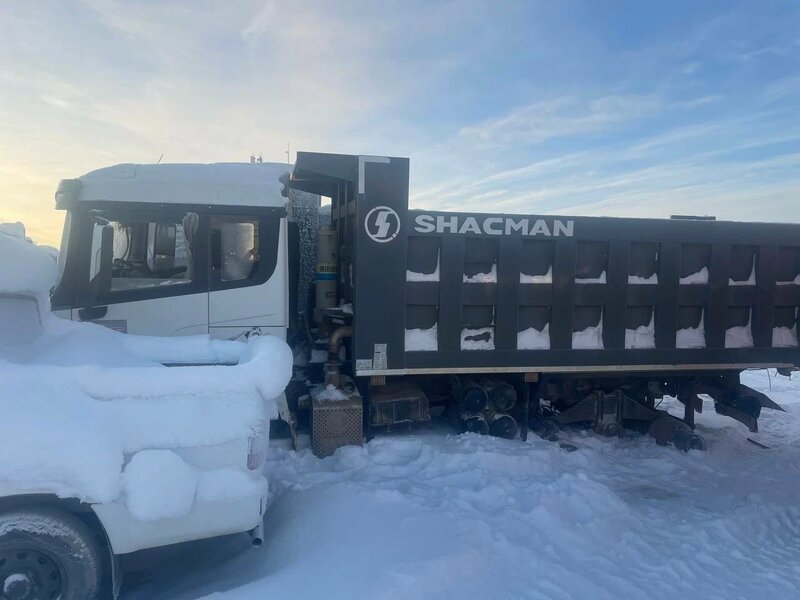Shacman (Shaanxi) SX 6x6 Самосвал — фото 2