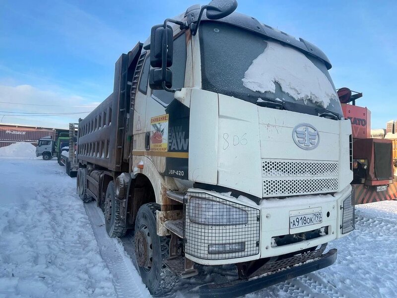 FAW CA 3310 8x4 Самосвал — фото 2
