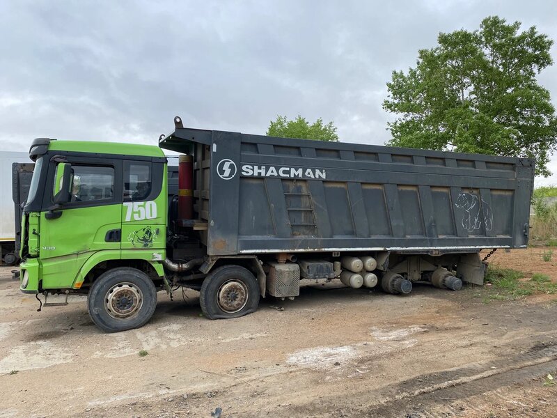 Shacman (Shaanxi) SX 8x4 Самосвал — фото 7