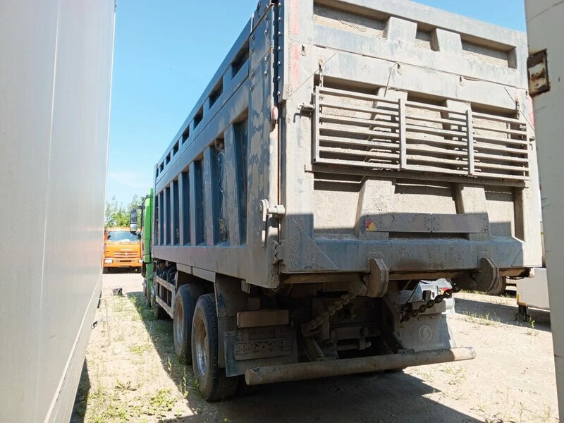 Shacman (Shaanxi) SX 8x4 Самосвал — фото 4
