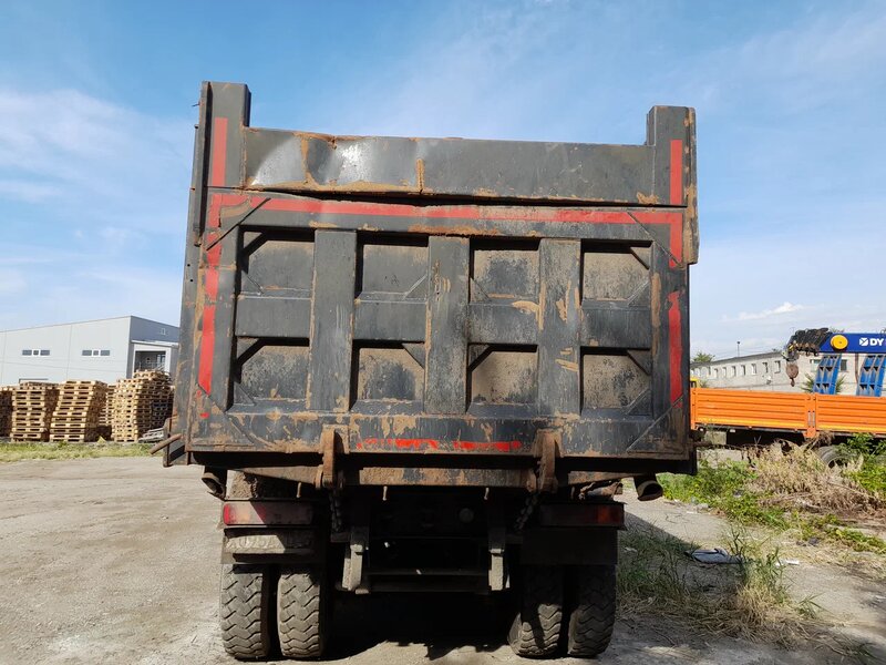 Howo ZZ 6x6 Самосвал — фото 5