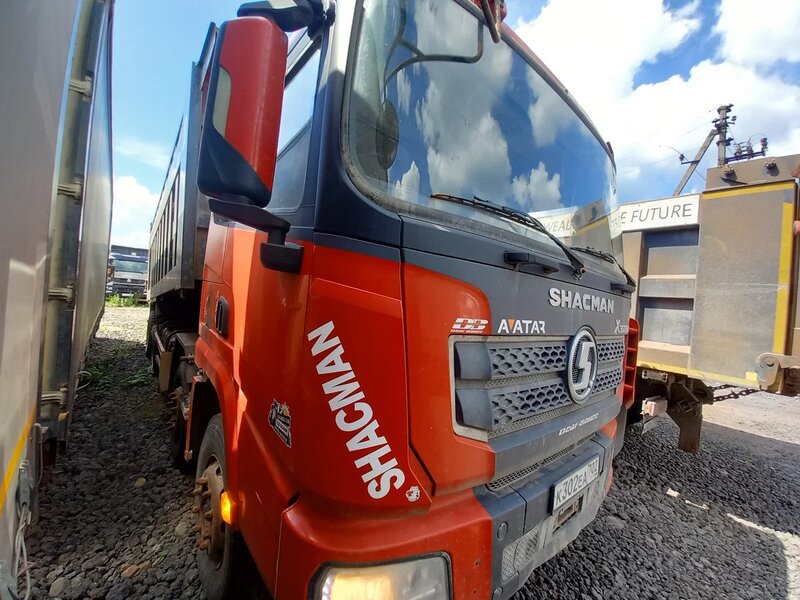 Shacman (Shaanxi) SX 8x4 Самосвал — фото 2