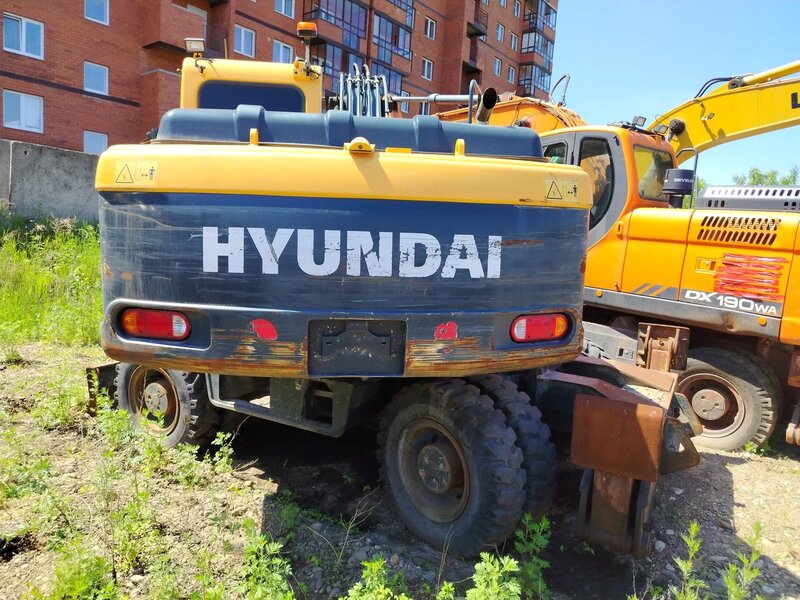 Hyundai R180 Экскаватор колесный — фото 5