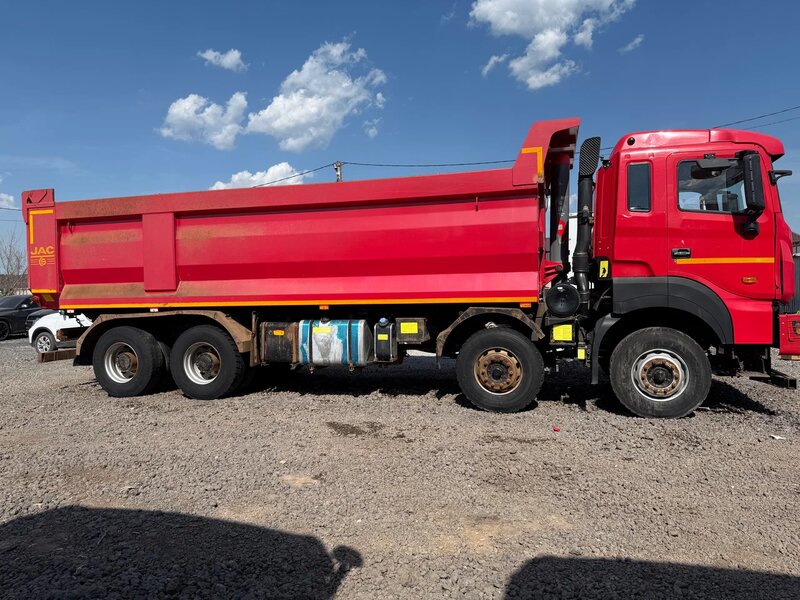 JAC N410 8x4 Самосвал — фото 3