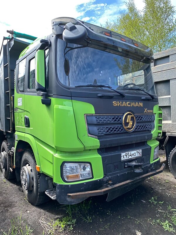 Shacman (Shaanxi) SX 8x4 Самосвал — фото 1