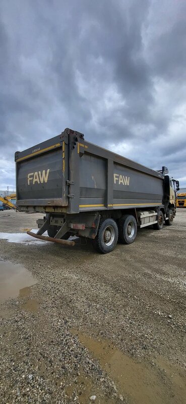 Автомастер 6589 на шасси FAW CA 3310 8x4 Самосвал — фото 6