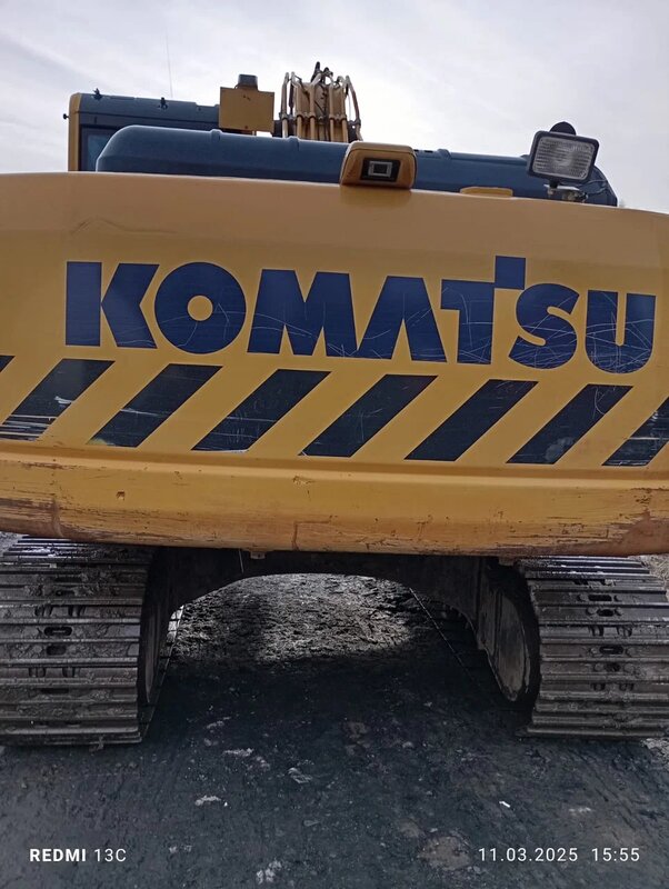 KOMATSU PC 210 Экскаватор — фото 2