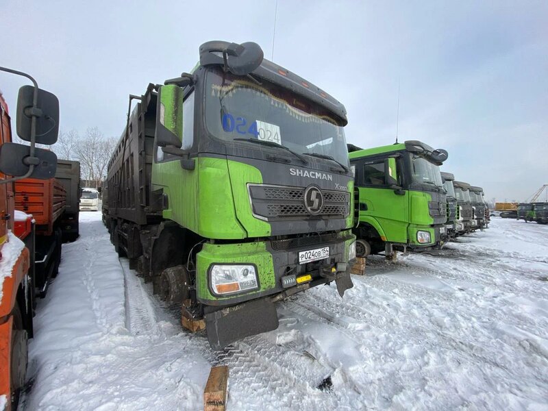 Shacman (Shaanxi) SX 8x4 Самосвал — фото 1