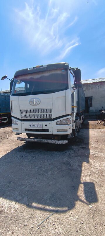 FAW J6 8x4 Самосвал — фото 2