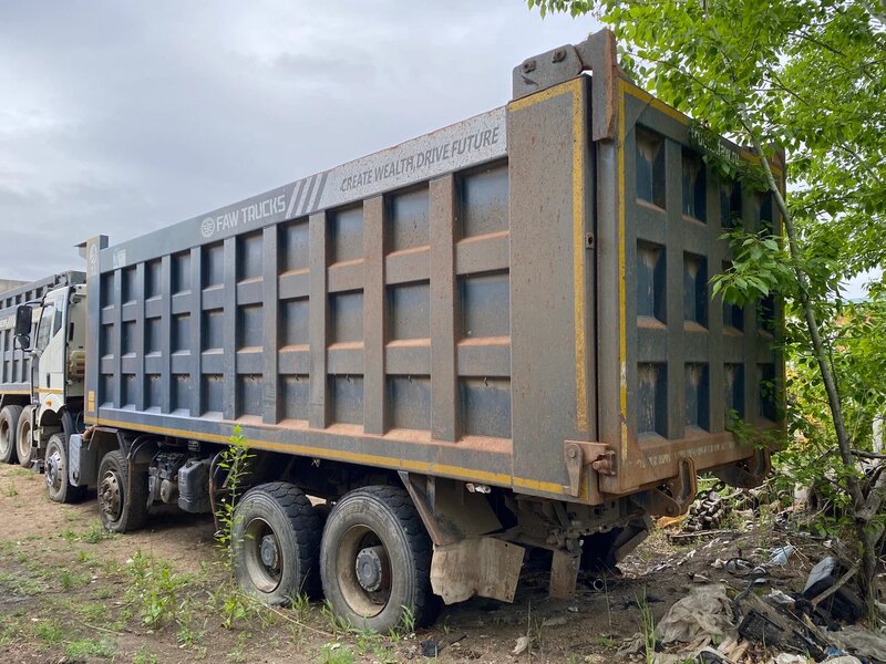 FAW J6 8x4 Самосвал — фото 3