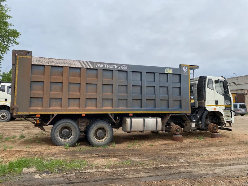 FAW J6 8x4 Самосвал — фото 7