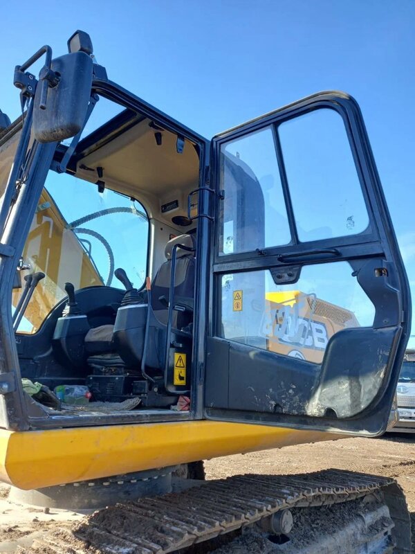 JCB JS 305 Экскаватор — фото 4