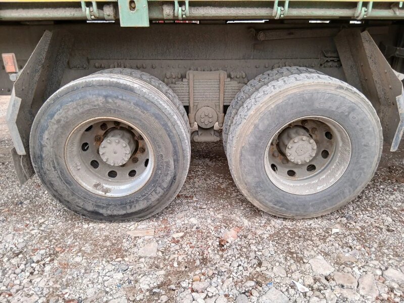 Автомастер 5589 на шасси FAW CA 3250 6x4 Зерновоз — фото 5