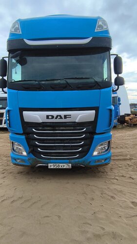 DAF XF 4x2 Седельный тягач