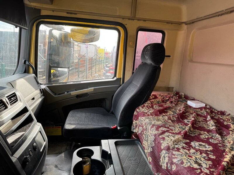 Shacman (Shaanxi) SX 8x4 Самосвал — фото 9