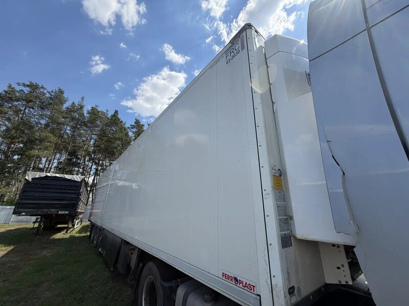 Schmitz Cargobull SKO24 Полуприцеп изотермический/рефрижератор — фото 1