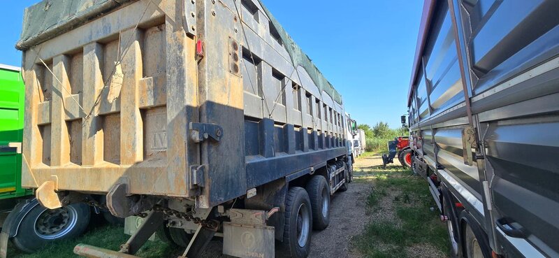 Shacman (Shaanxi) SX 8x4 Самосвал — фото 10