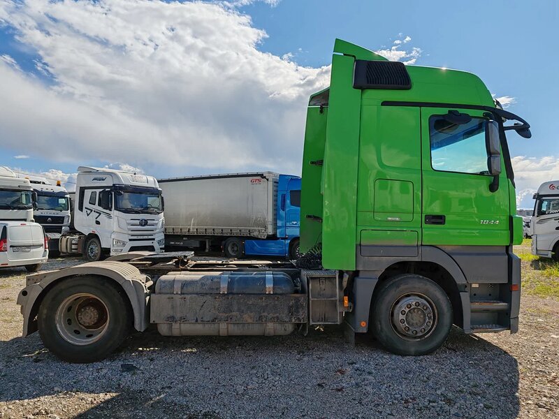 Mercedes-Benz ACTROS 4x2 Седельный тягач — фото 3