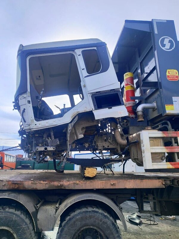 Shacman (Shaanxi) SX 6x6 Самосвал — фото 2