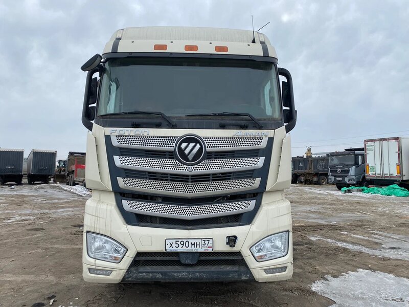 Foton AUMAN 4x2 Седельный тягач — фото 1