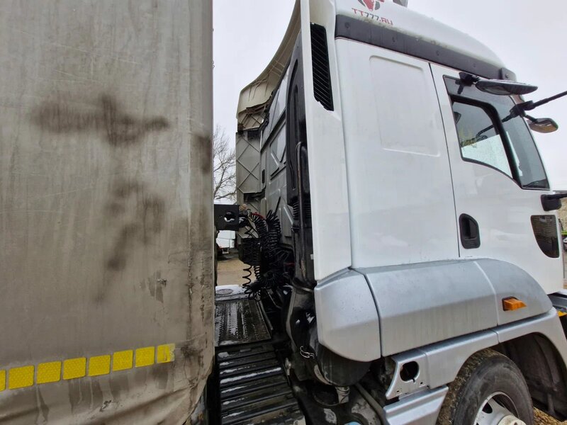 Ford Cargo 4x2 Седельный тягач — фото 7