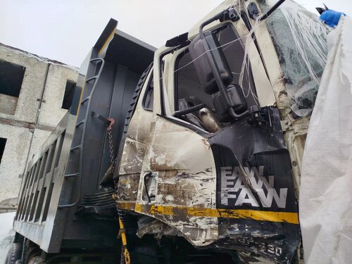 FAW J6 6x6 Самосвал