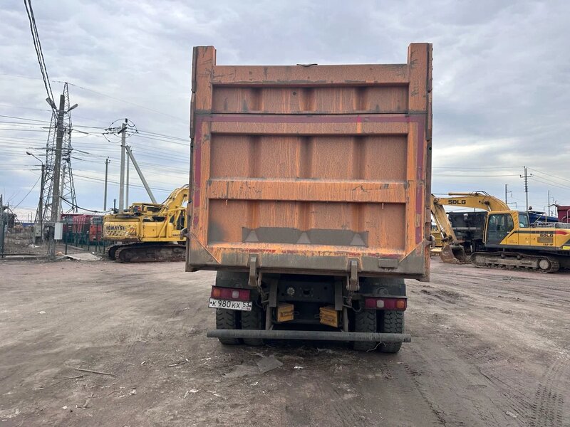 Shacman (Shaanxi) SX 8x4 Самосвал — фото 9