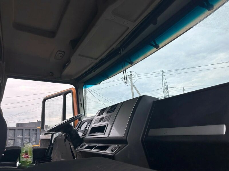 Shacman (Shaanxi) SX 8x4 Самосвал — фото 11