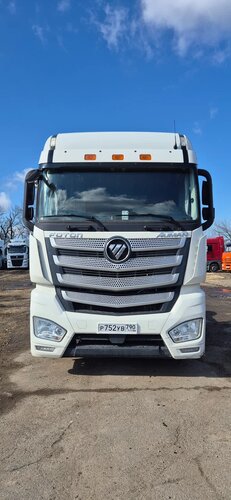 Foton AUMAN 4x2 Седельный тягач