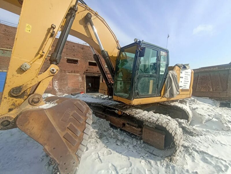 Caterpillar 330 Экскаватор — фото 1