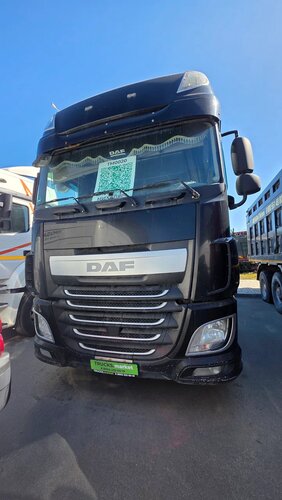 DAF XF 4x2 Седельный тягач